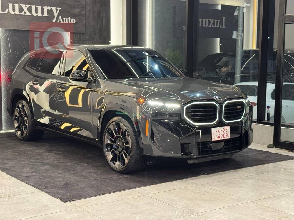 BMW XM